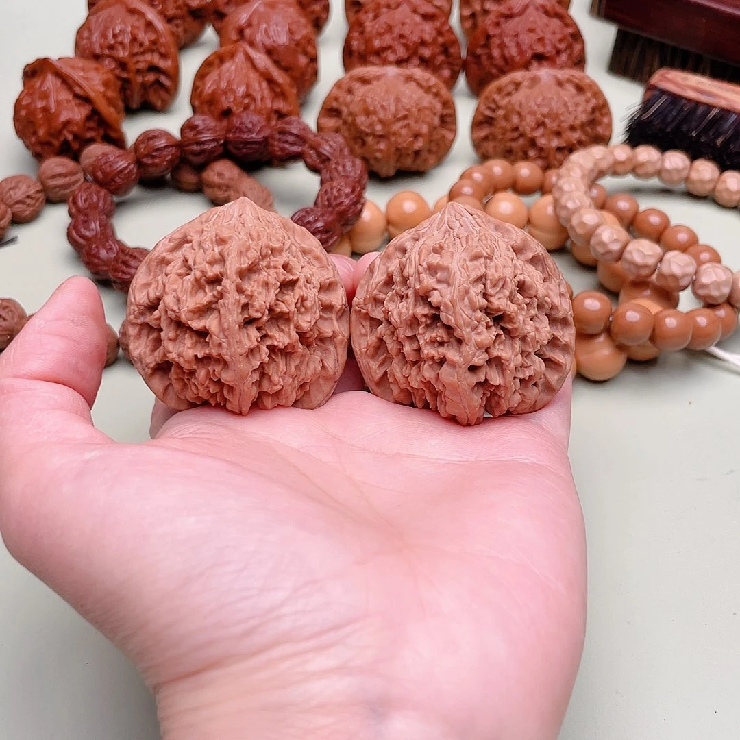 小***猩文玩核桃把件满天星43/42/42