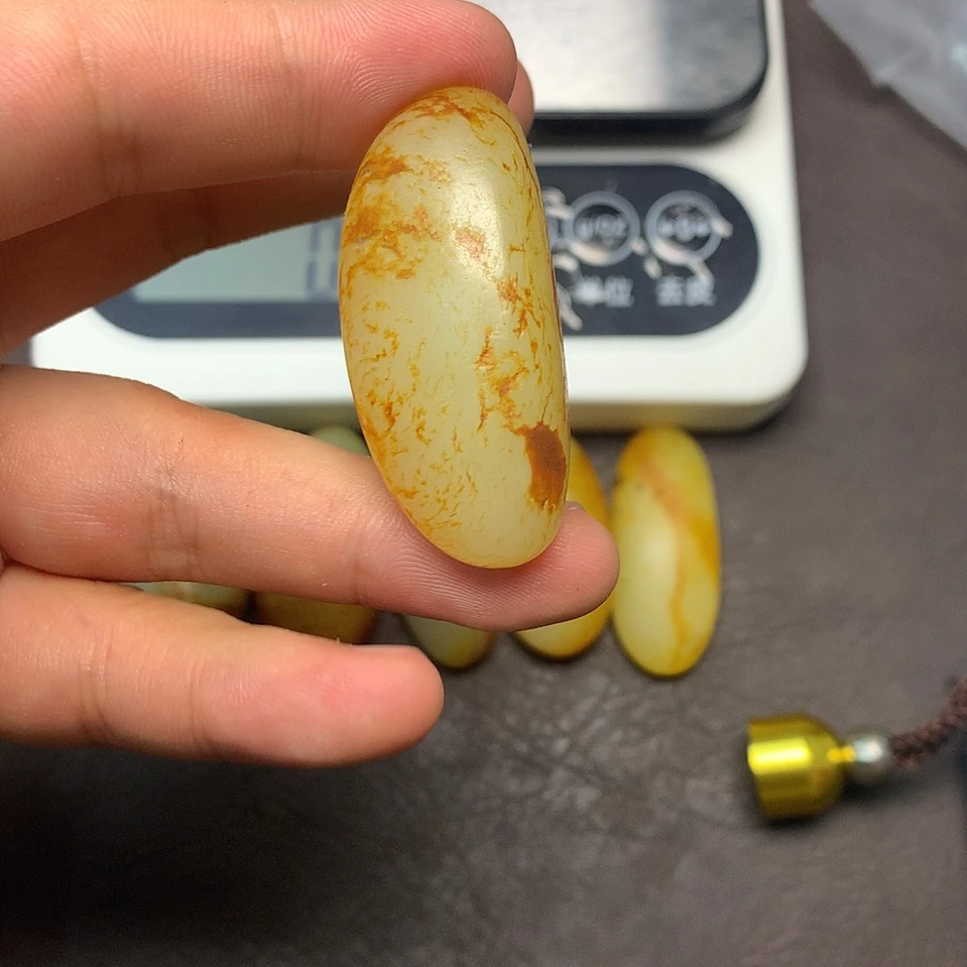 和田玉（糖玉）未镶嵌挂件