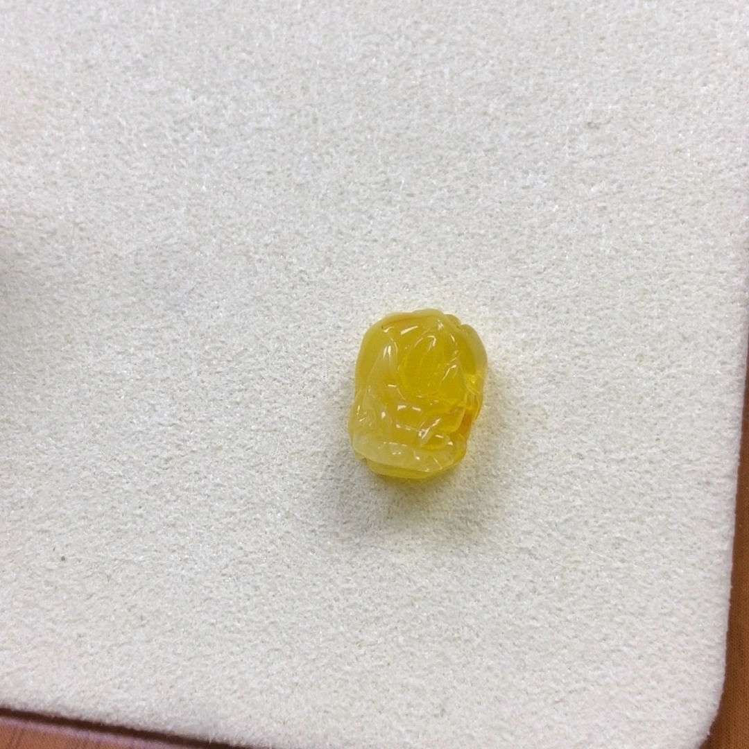 橄榄核吊坠貔恘9