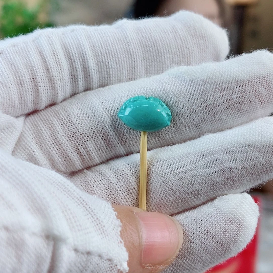 未镶嵌绿松石珠宝奇石