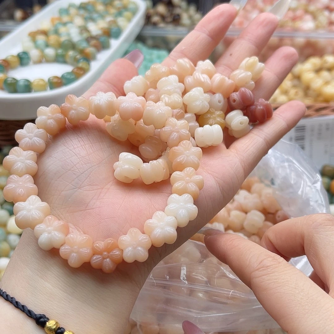 白玉菩提吊坠a12mm/30颗五瓣花