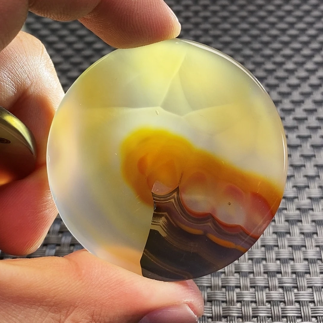 三***三玛瑙/玉髓未镶嵌吊坠(不含链)微瑕