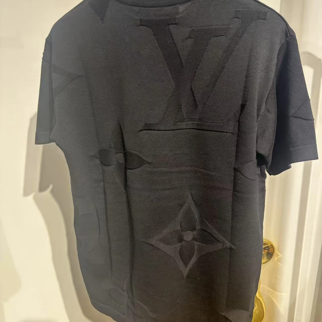 99新 LouisVuitton/路易威登 黑提花短袖 227