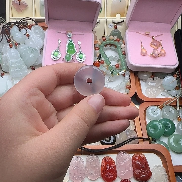 公***ᐟ玛瑙/玉髓未镶嵌颈饰