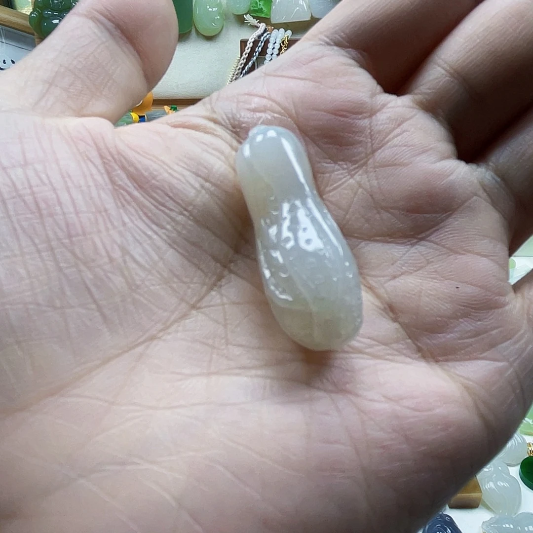 好***多和田玉未镶嵌吊坠(不含链)