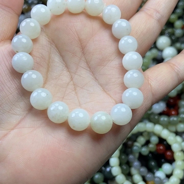 颈饰未镶嵌和田玉卡10