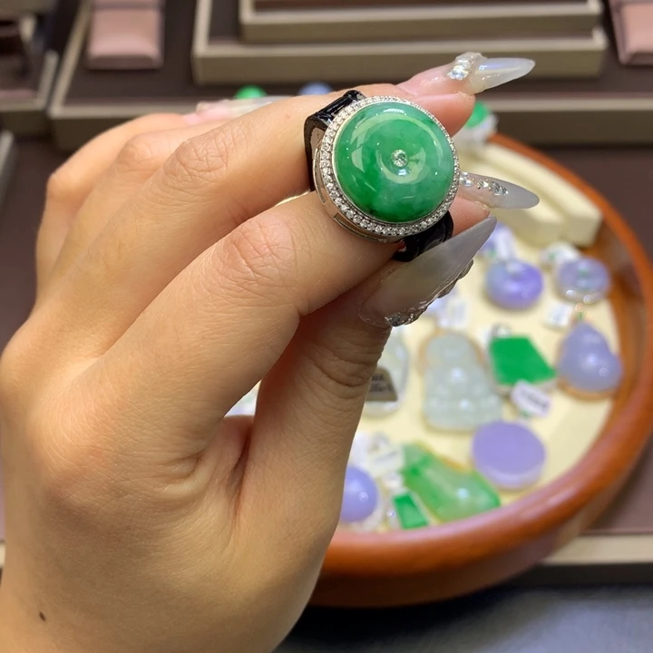 翡翠颈饰银S925镶嵌手链