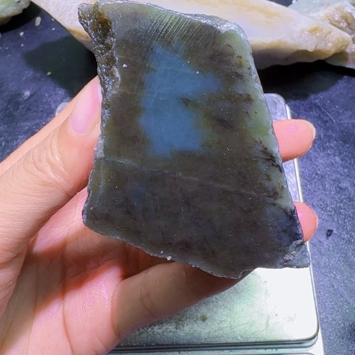 未镶嵌和田玉（糖玉）珠宝半成品
