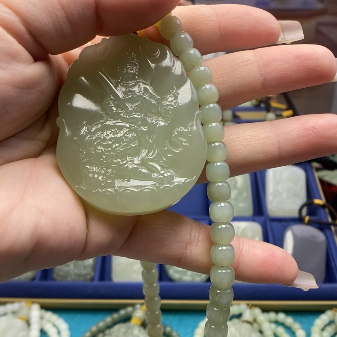 和田玉颈饰未镶嵌许*