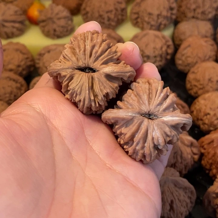 核桃文玩四座楼 40