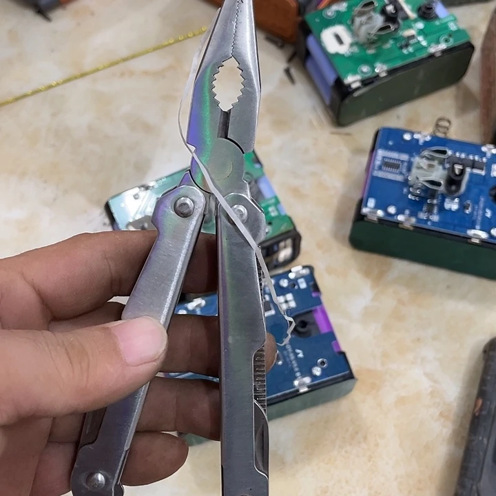 黄色十节两个坏的