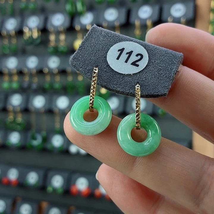 翡翠18K金镶嵌耳饰