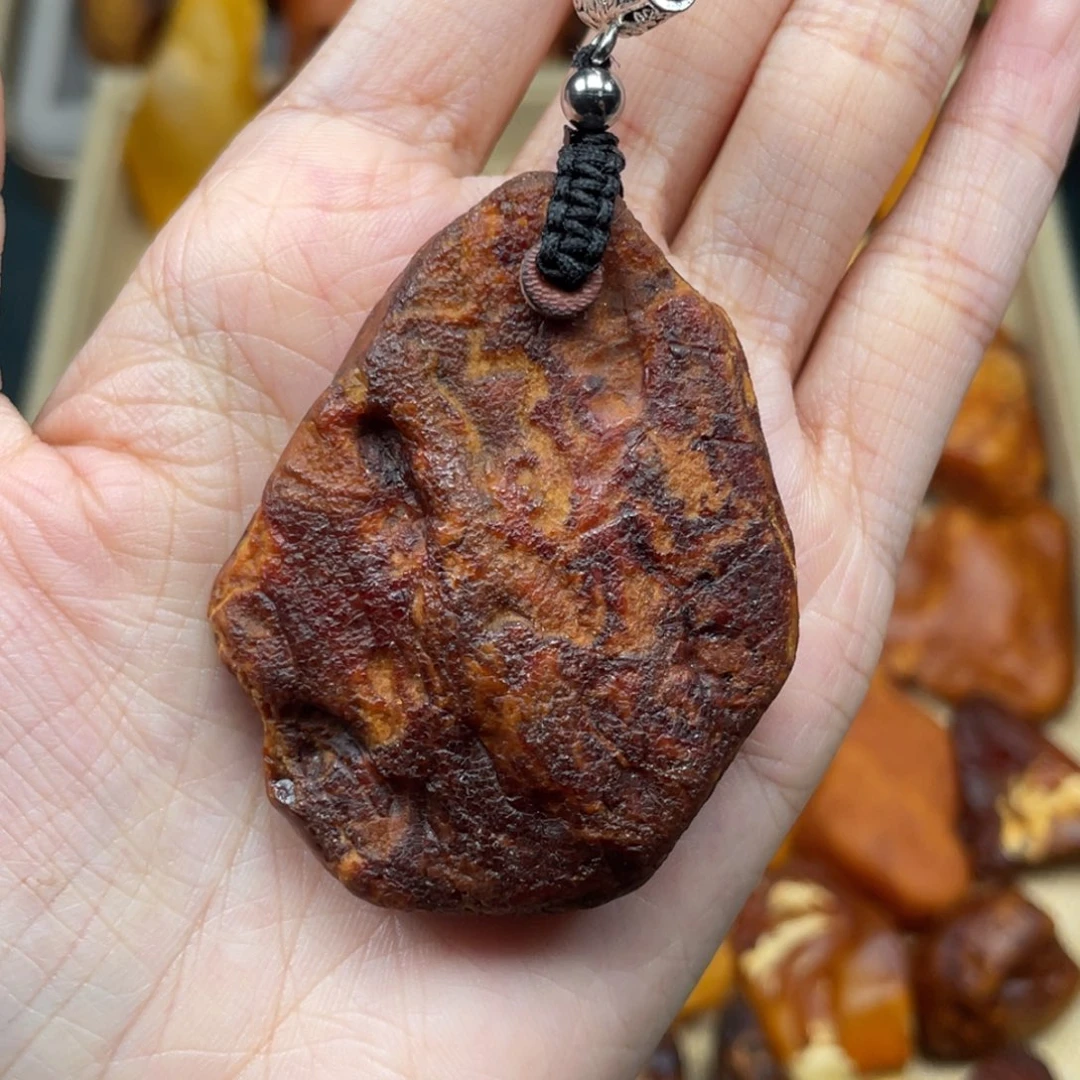 琥珀未镶嵌珠宝奇石