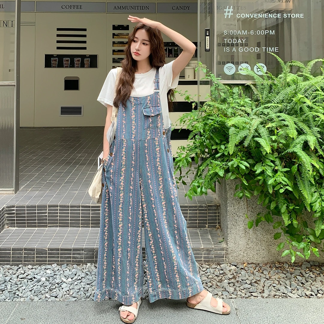 巨好看玫瑰印花条纹背带裤套装女夏2025新款短袖T恤连体裤两件套