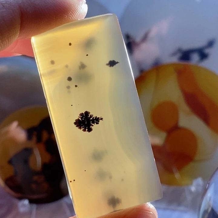 玛瑙/玉髓颈饰未镶嵌1***1