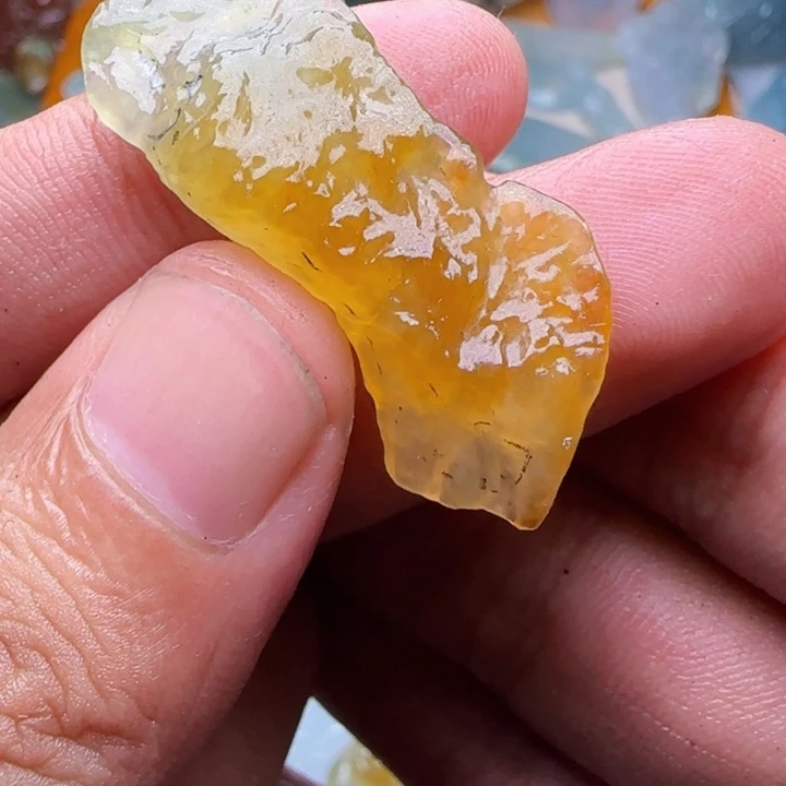 定制翡翠未镶嵌不包工