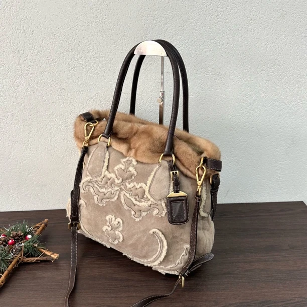 95新 Prada/普拉达 麂皮毛毛托特中古2ways斜挎包底长33123223