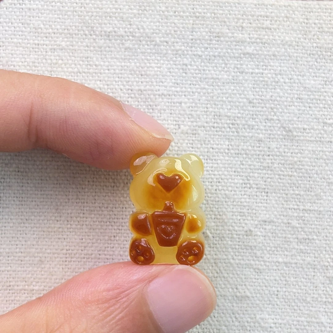 裸石琥珀未镶嵌小熊