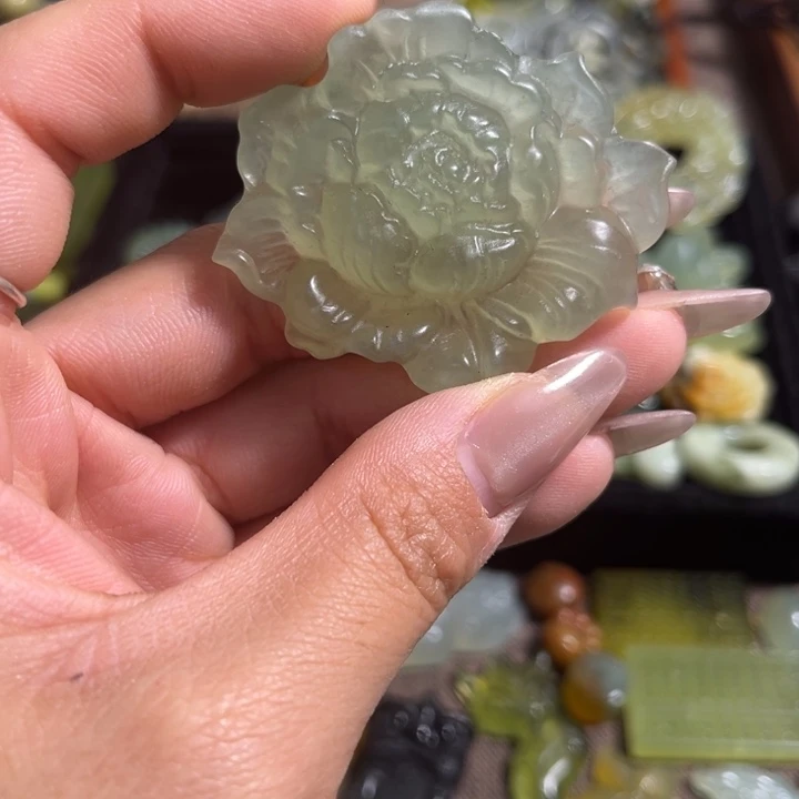 蛇纹石玉合金颈饰