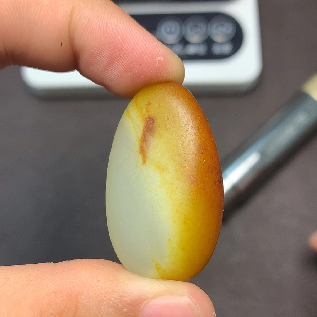 和田玉（糖玉）未镶嵌挂件