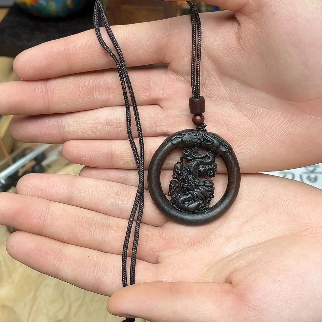 大叶紫檀（黑酸枝木类）