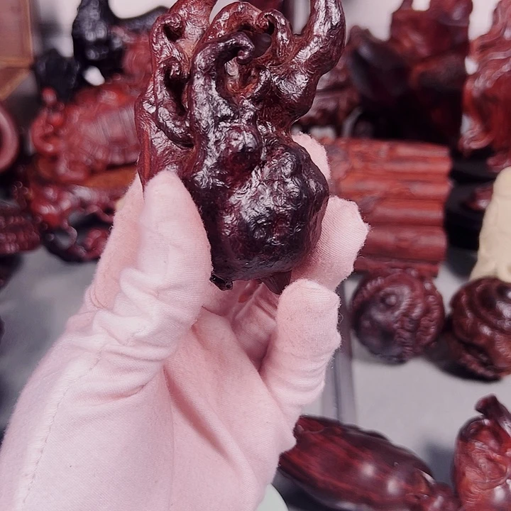 檀香紫檀（小叶紫檀）盛****业佛手