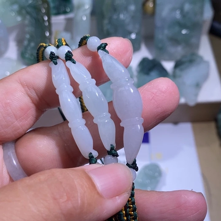【闪购商品】颈饰未镶嵌翡翠多样性发1
