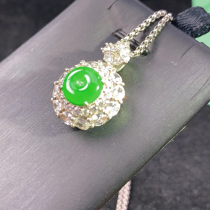 【闪购商品】翡翠未镶嵌颈饰翡翠
