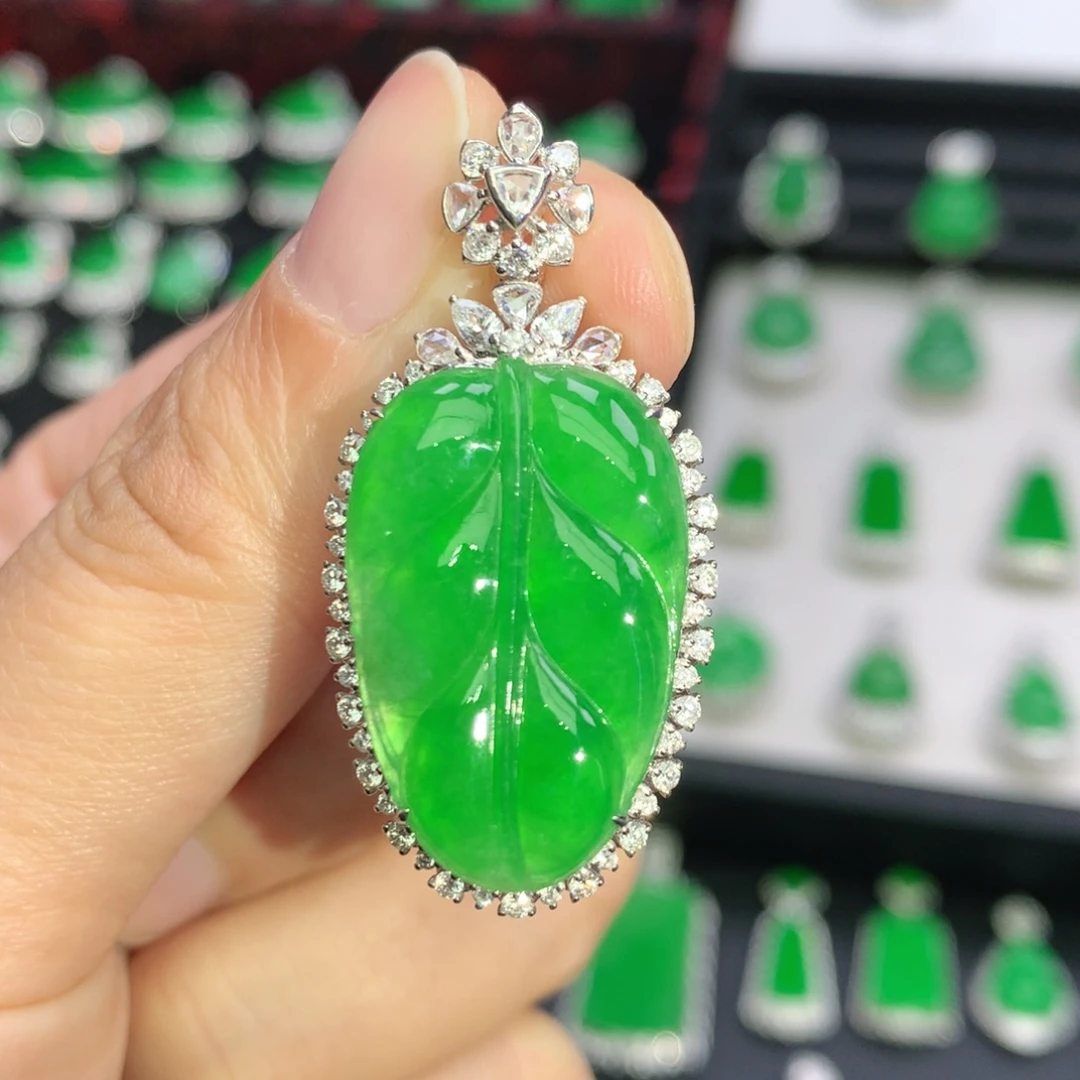 翡翠18K金镶嵌吊坠(不含链)
