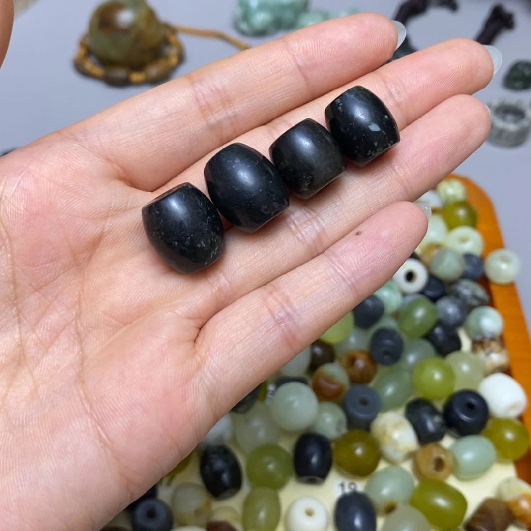 蛇纹石玉合金配饰哼*