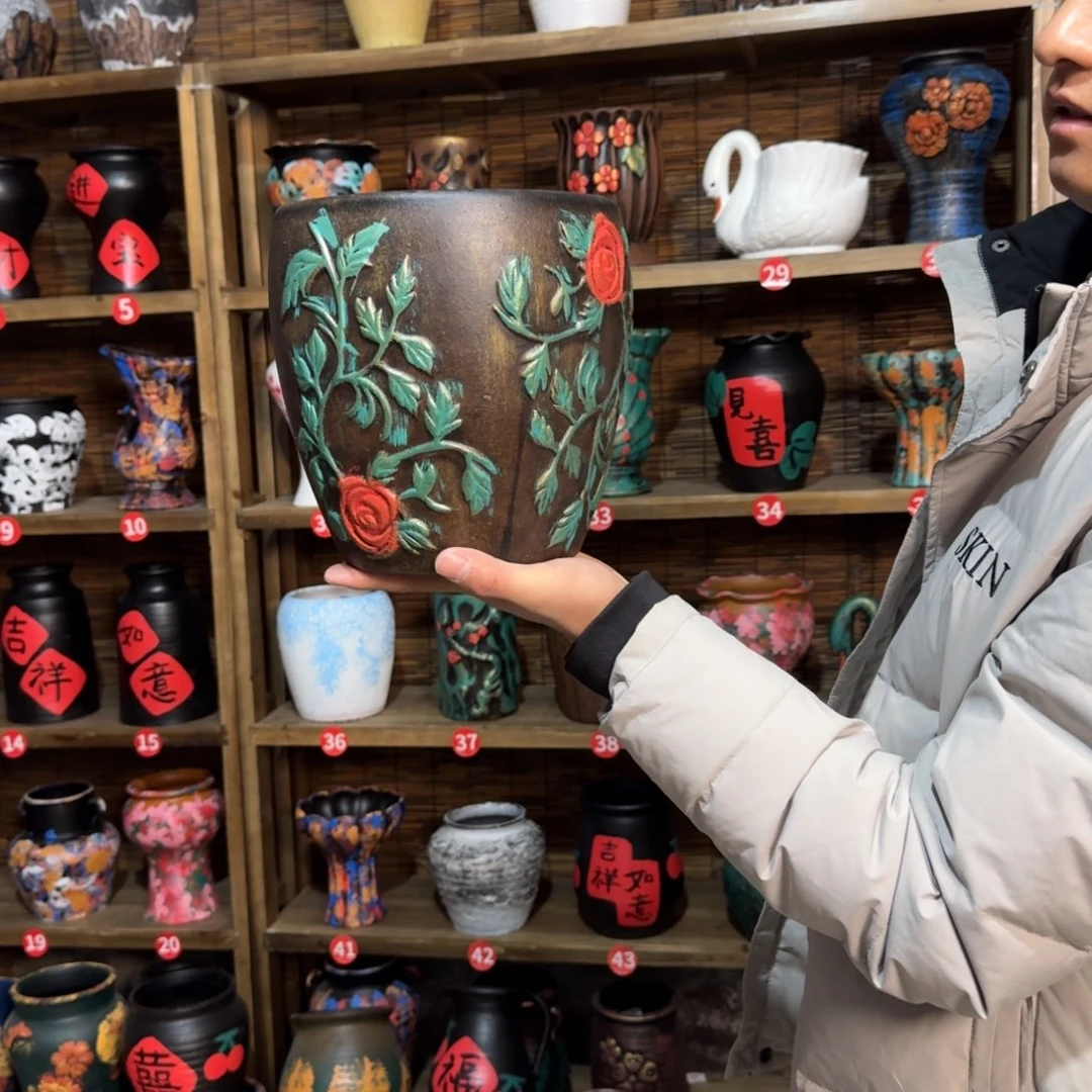 红陶浮雕花盆炸炸炸