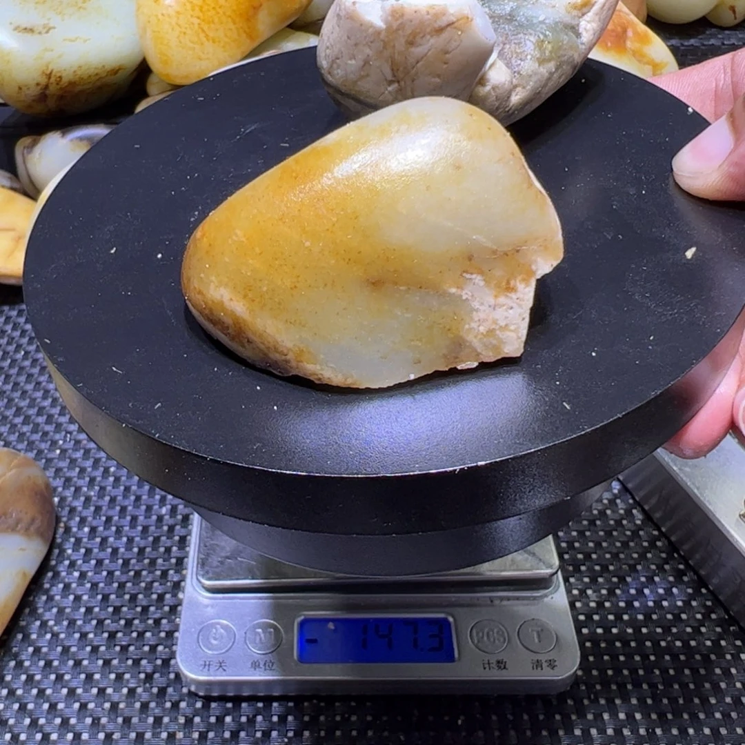 和田玉（子料）未镶嵌颈饰180