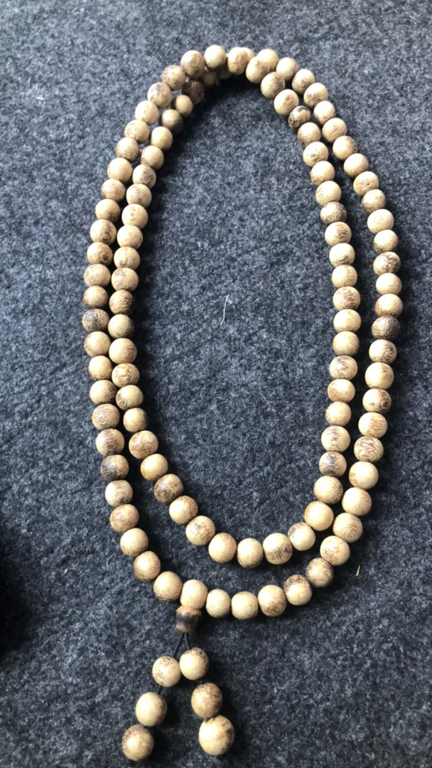 15A9福莱精选黄土沉108颗8mm脖挂