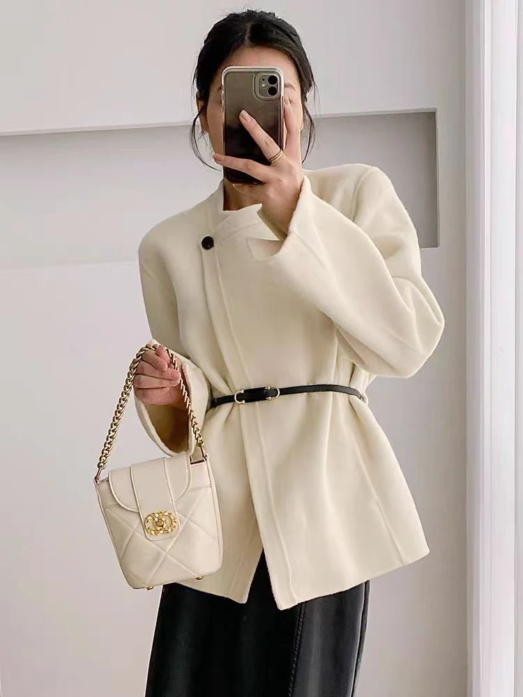 新款高级感错位扣圆领气质轻奢高定羊毛外套 8807