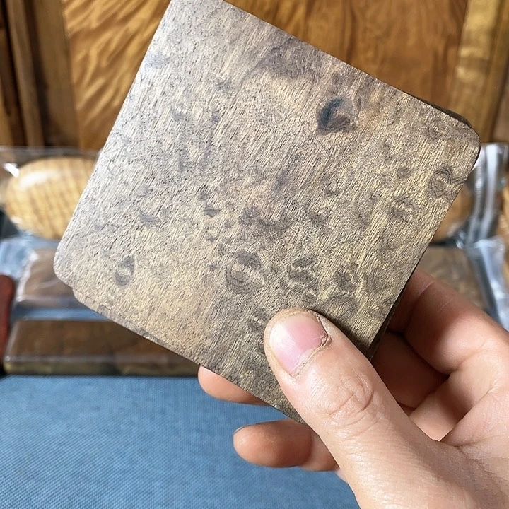 【闪购商品】用****2金丝楠阴沉木无事牌