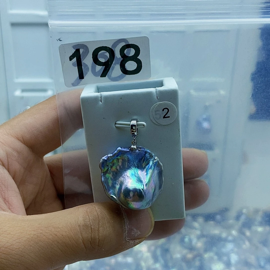 淡水珍珠合金颈饰
