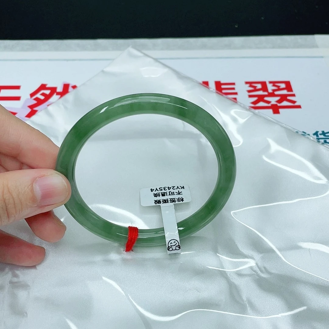 翡翠手镯未镶嵌圆60