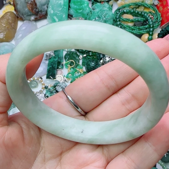 翡翠未镶嵌手镯天然A货79