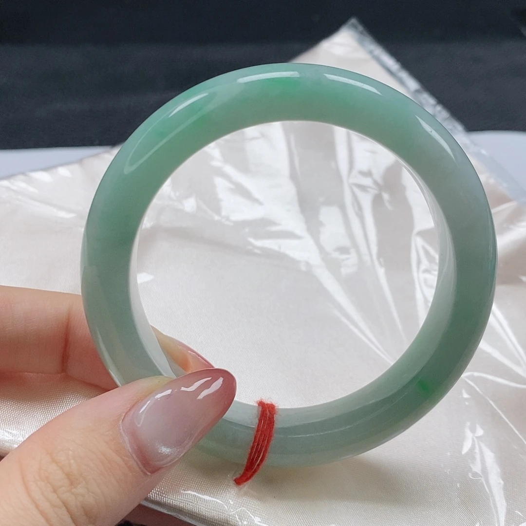 【闪购商品】翡翠手镯未镶嵌324号