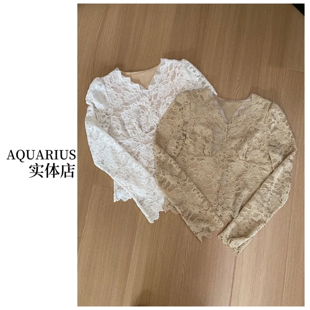【AQUARIUS 】（偏爱）韩版V领蕾丝打底上衣58838259