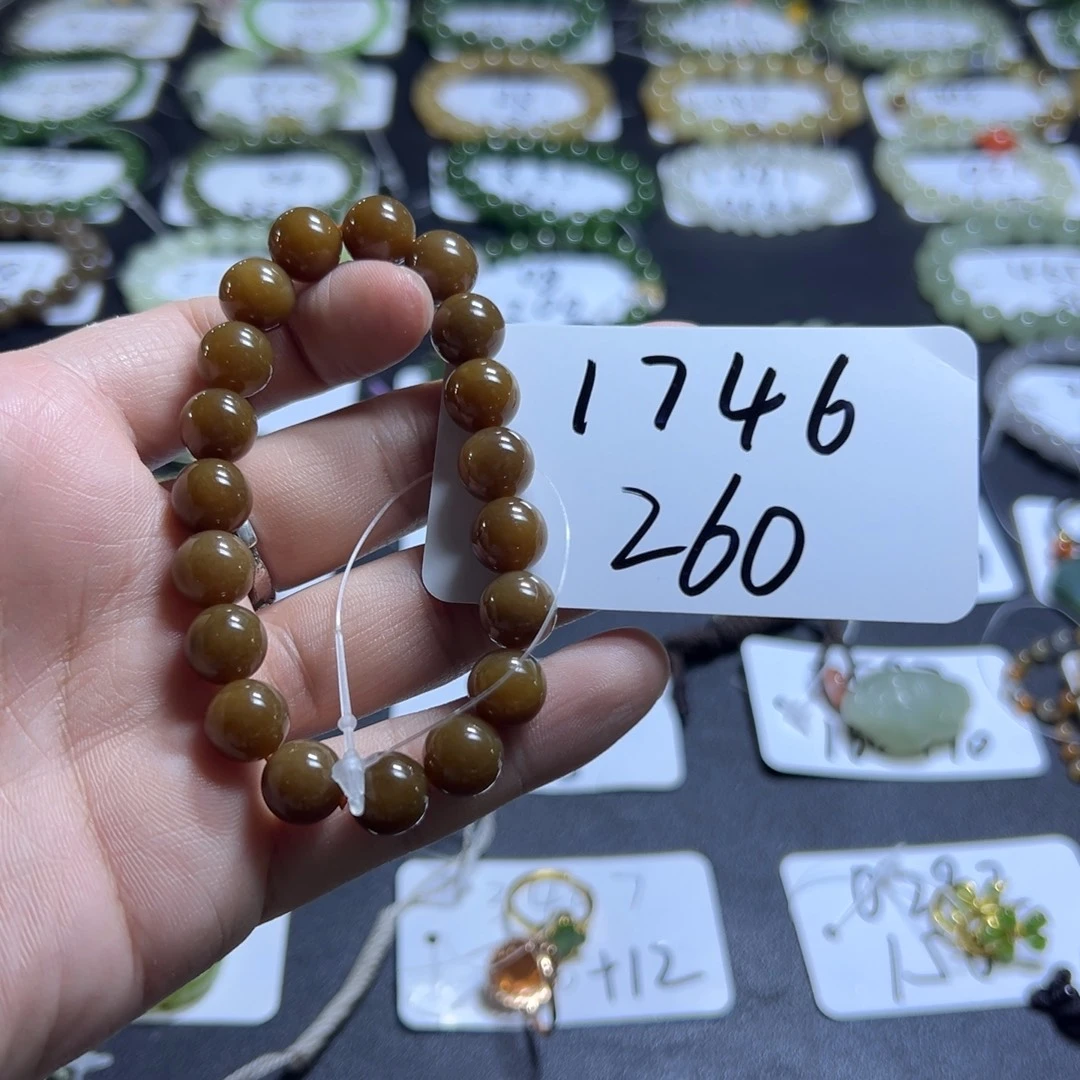 和田玉未镶嵌手串1746