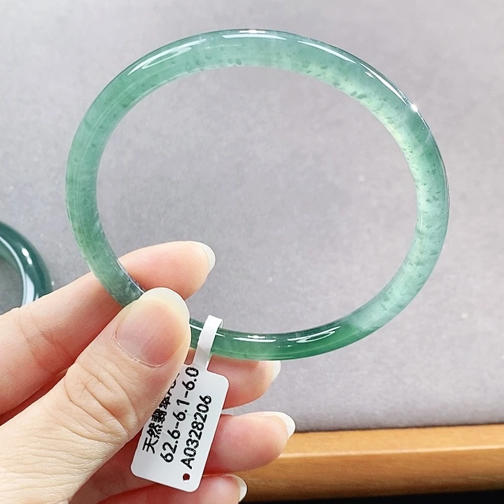 【闪购商品】未镶嵌手镯翡翠