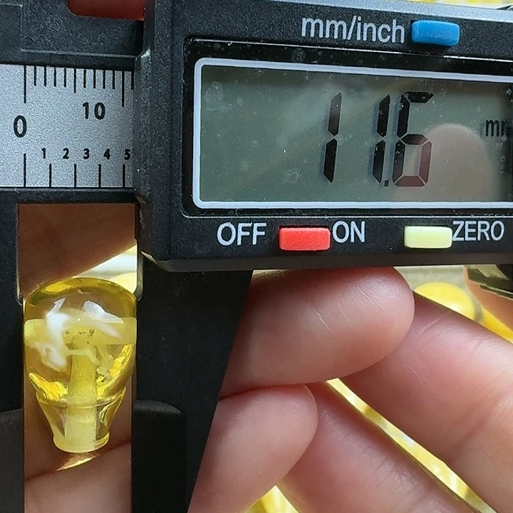 蜜蜡未镶嵌裸石31杂