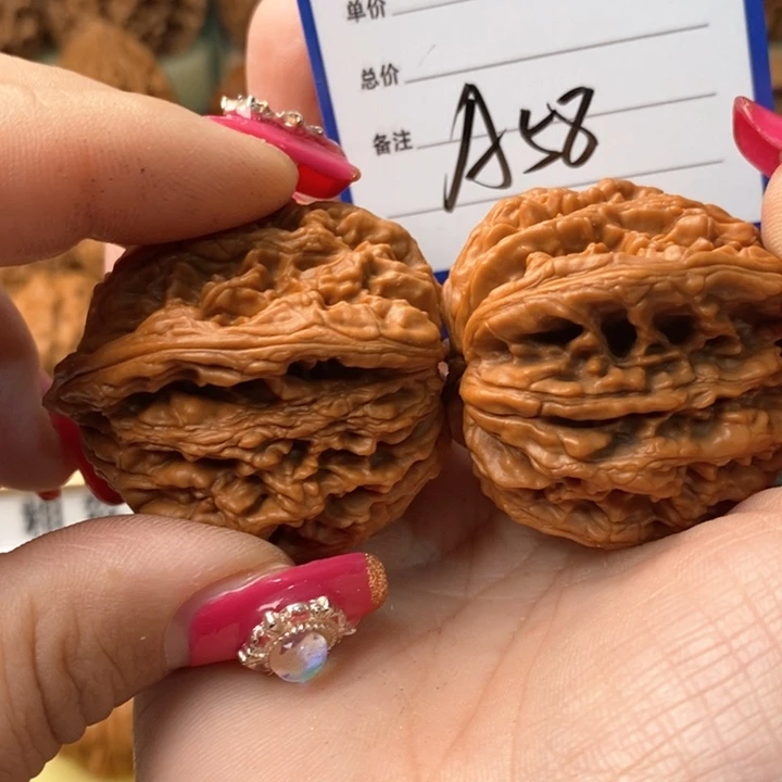 桃核吊坠河****司粗筋虎粗筋虎
