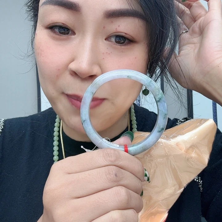翡翠未镶嵌手镯77777