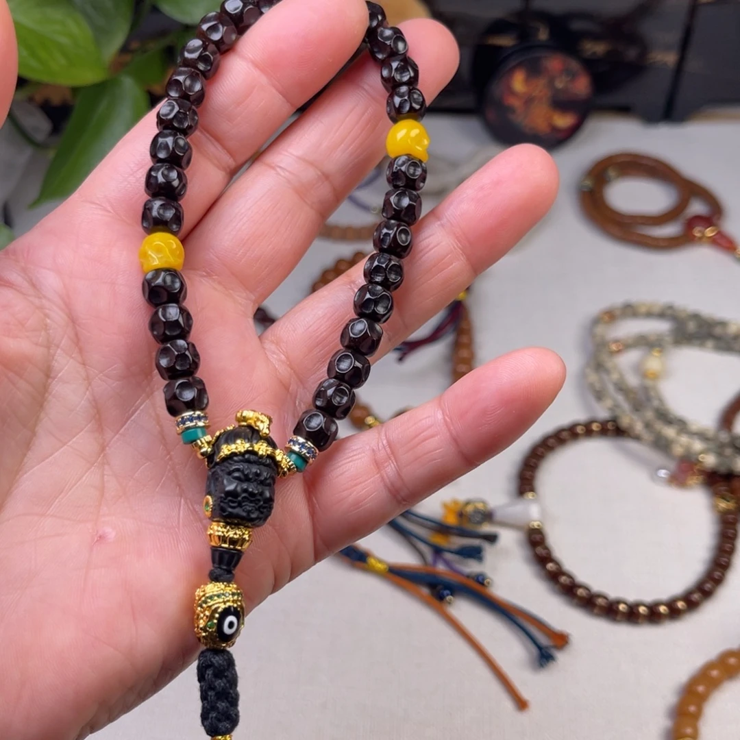 吊坠椰蒂35678854247888766