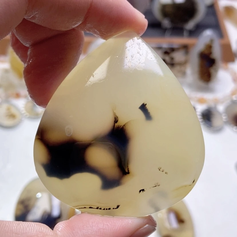 【闪购商品】玛瑙/玉髓颈饰未镶嵌