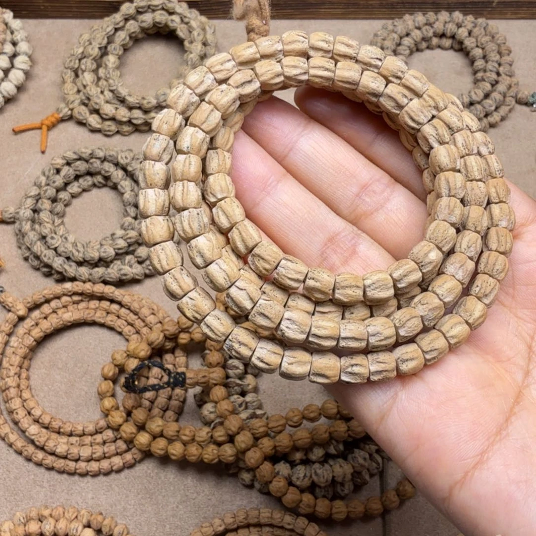 吊坠柏香籽/百香籽龙脊方块