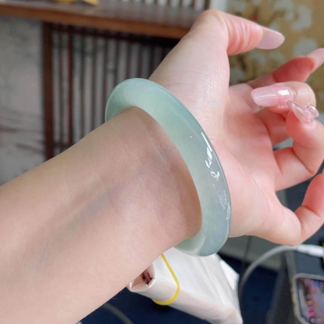 未镶嵌手镯翡翠53.3冰透湖水绿 显白显气质 百搭强推54号