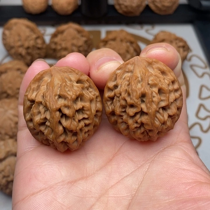 文玩核桃吊坠秦闷